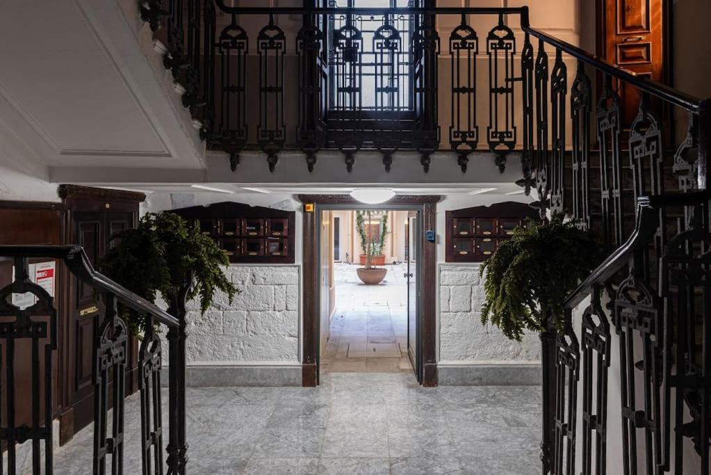 Casa Lara Bari Centro Apartment Bagian luar foto